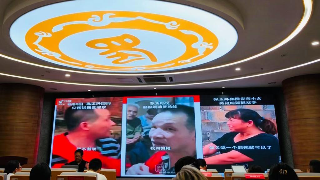 来自若尔盖县宣传
